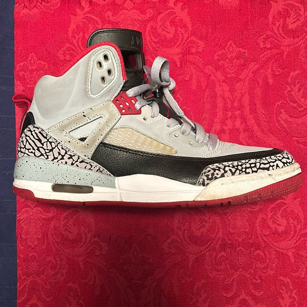 Air Jordan Spizike “wolf grey” US men’s 9
